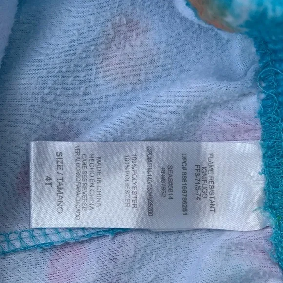 Bundle 4 pieces pajamas girls size 4 T - Picture 11 of 11